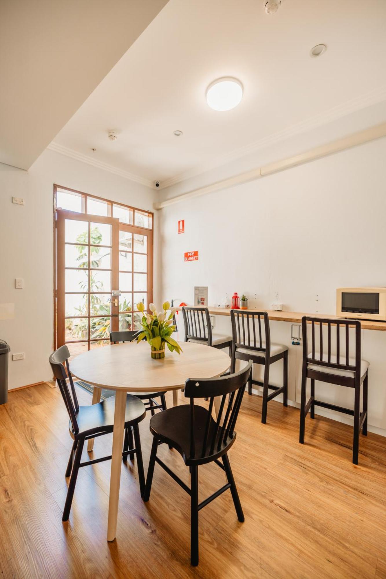 Newtown Cozy Stays Cité de Cité de Sydney Extérieur photo